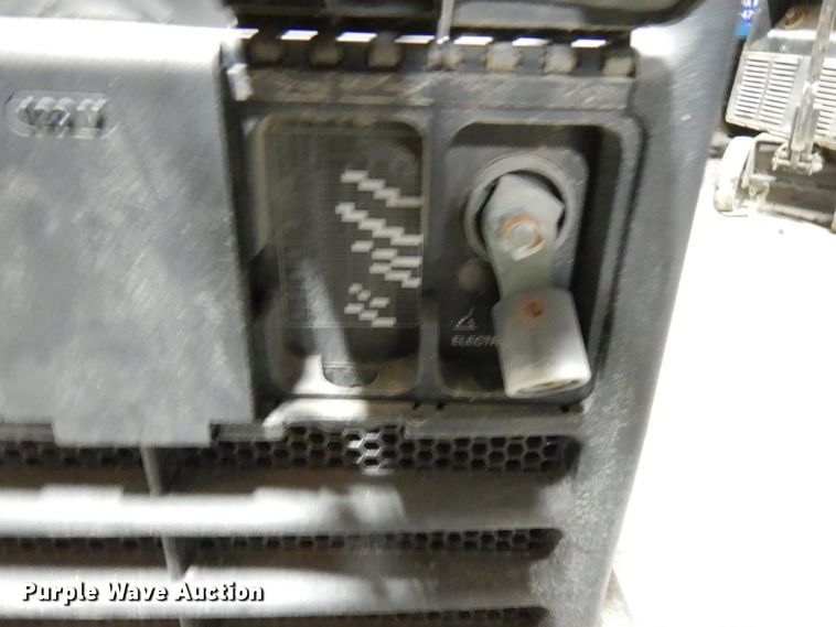 image for item HX9632 Miller Bobcat 250 welder/generator