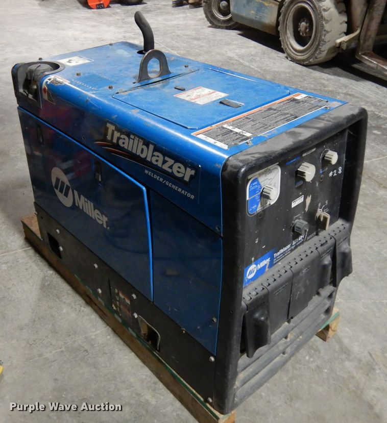 image for item HX9633 Miller Trailblazer 325 EFI welder/generator