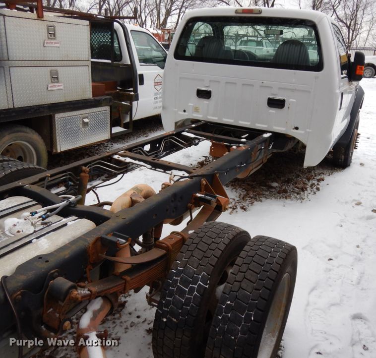 image for item HX9646 2009 Ford F450 Super Duty  truck cab and chassis