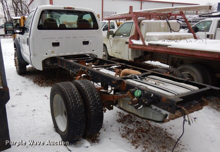 image for item HX9646 2009 Ford F450 Super Duty  truck cab and chassis