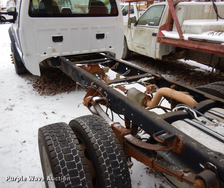 image for item HX9646 2009 Ford F450 Super Duty  truck cab and chassis