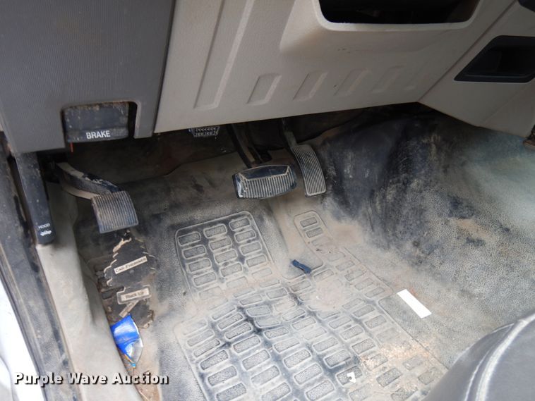 image for item HX9646 2009 Ford F450 Super Duty  truck cab and chassis