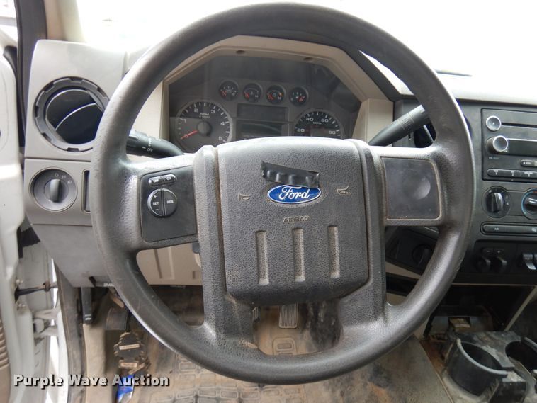 image for item HX9646 2009 Ford F450 Super Duty  truck cab and chassis