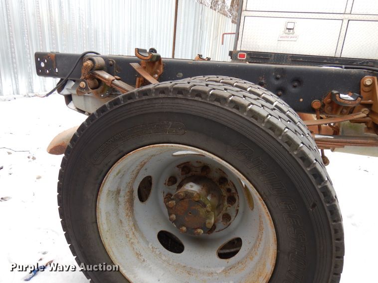 image for item HX9646 2009 Ford F450 Super Duty  truck cab and chassis