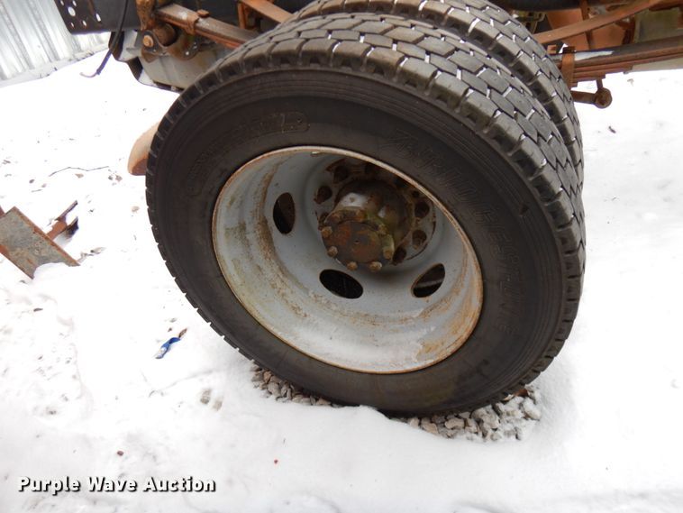 image for item HX9646 2009 Ford F450 Super Duty  truck cab and chassis