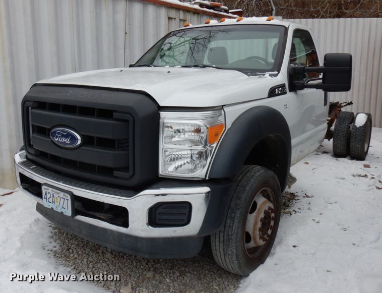 image for item HX9650 2014 Ford F450 Super Duty  truck cab and chassis