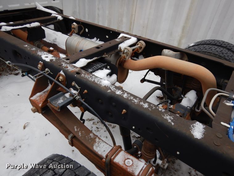 image for item HX9650 2014 Ford F450 Super Duty  truck cab and chassis