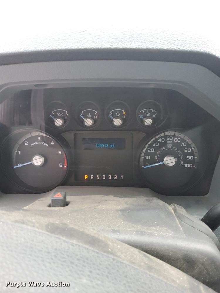 image for item HX9650 2014 Ford F450 Super Duty  truck cab and chassis