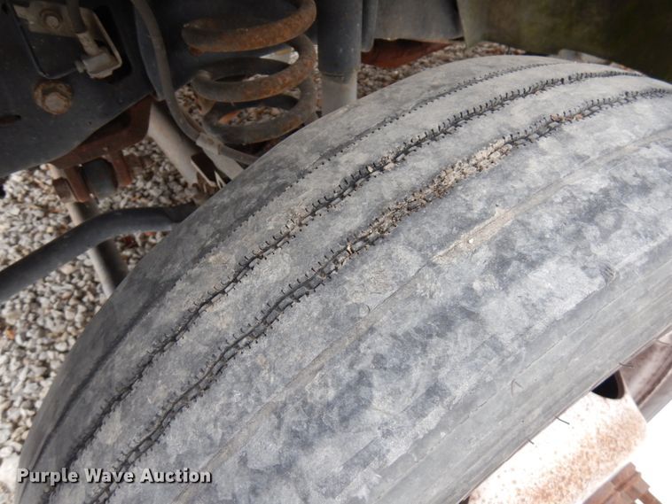 image for item HX9650 2014 Ford F450 Super Duty  truck cab and chassis