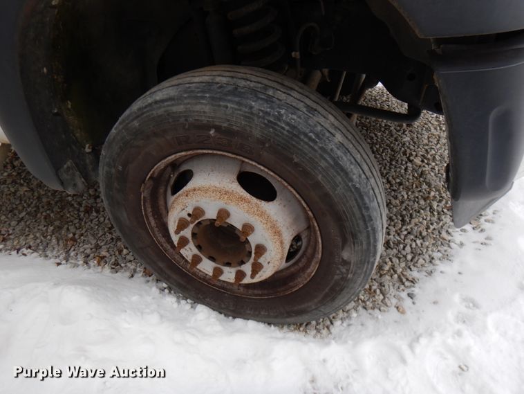 image for item HX9650 2014 Ford F450 Super Duty  truck cab and chassis