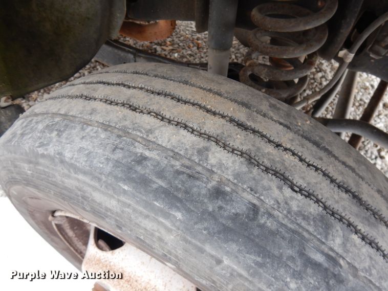 image for item HX9650 2014 Ford F450 Super Duty  truck cab and chassis