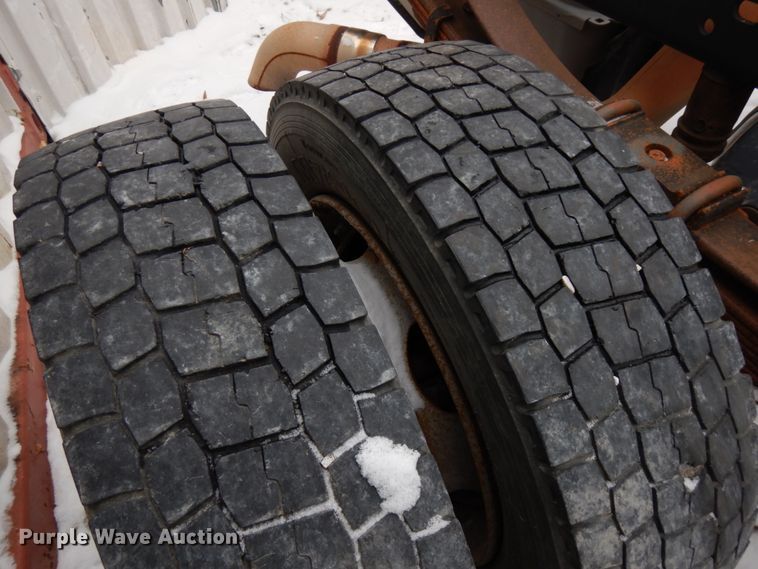 image for item HX9650 2014 Ford F450 Super Duty  truck cab and chassis