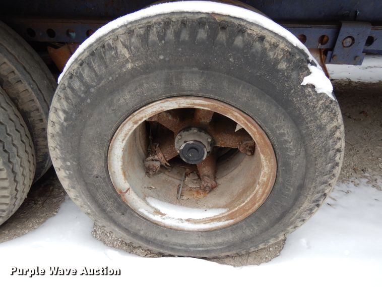 image for item HX9657 1978 Fontaine TP-3-4065SL flatbed trailer