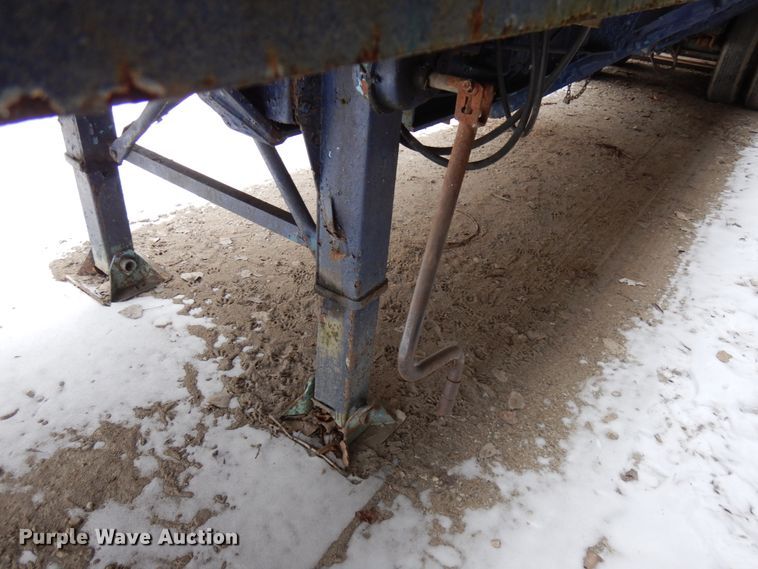 image for item HX9657 1978 Fontaine TP-3-4065SL flatbed trailer