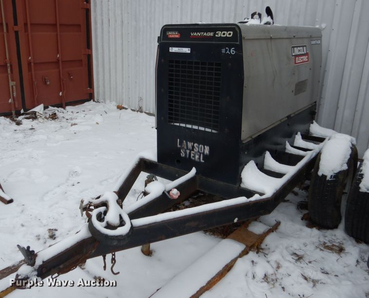 image for item IK9775 Lincoln Electric Vantage 300 AC/DC welder