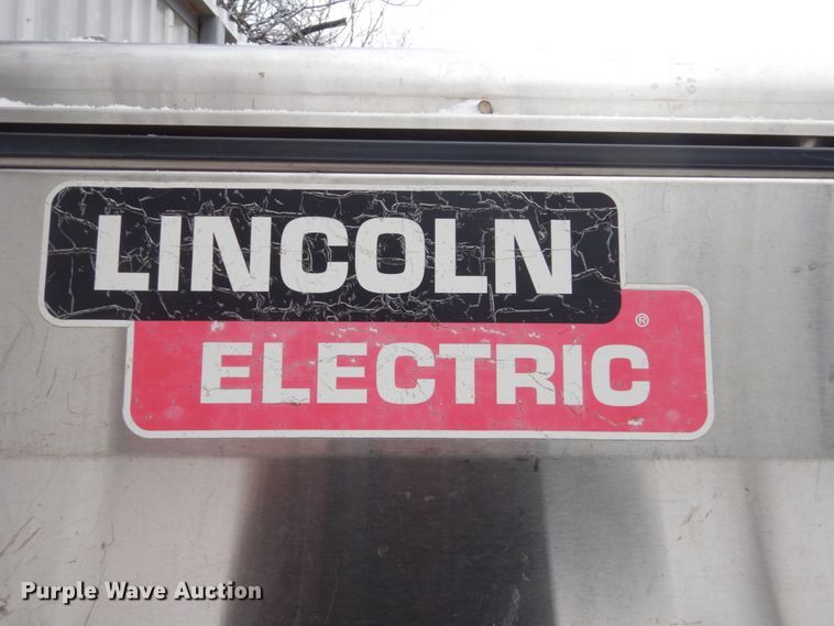 image for item IK9775 Lincoln Electric Vantage 300 AC/DC welder