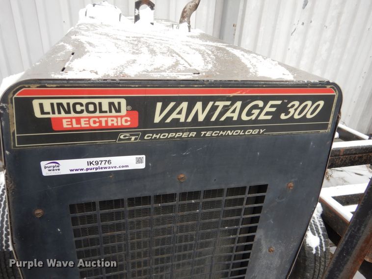 image for item IK9776 Lincoln Electric Vantage 300 AC/DC welder