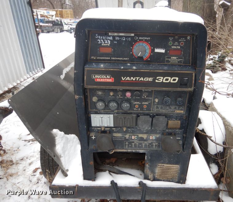 image for item IK9780 (2) Lincoln Electric Vantage 300 welders