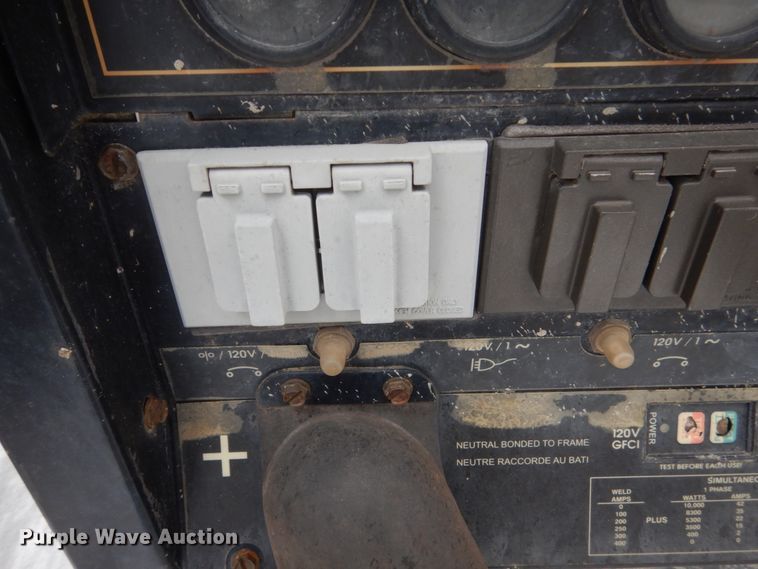 image for item IK9780 (2) Lincoln Electric Vantage 300 welders