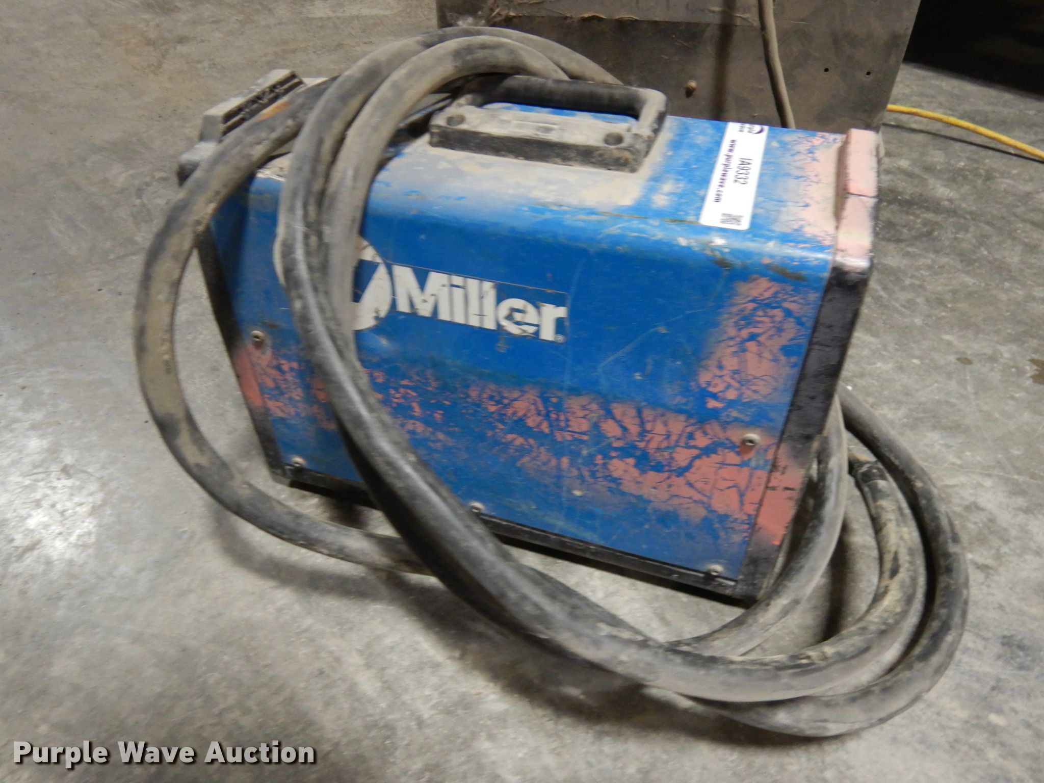 Hobart Hefty CC/CV wire feed welder in Kansas City, MO Item IA9332
