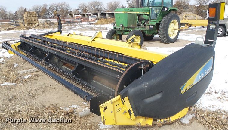 image for item DG8472 2013 New Holland 18HS  double sickle windrower head