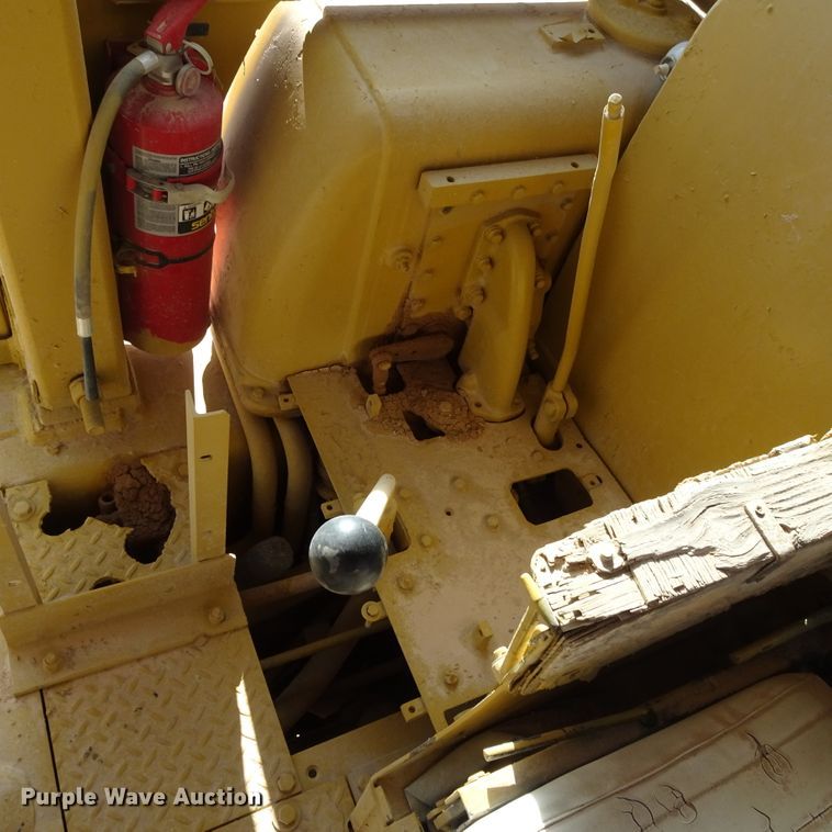 image for item DI0794 1972 Caterpillar D9G  dozer