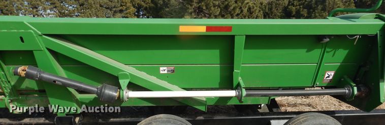 image for item DI3694 2010 John Deere 612C  corn head