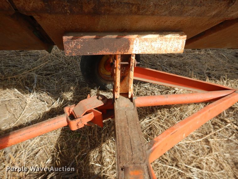 image for item DI3695 United Farm Tools header trailer