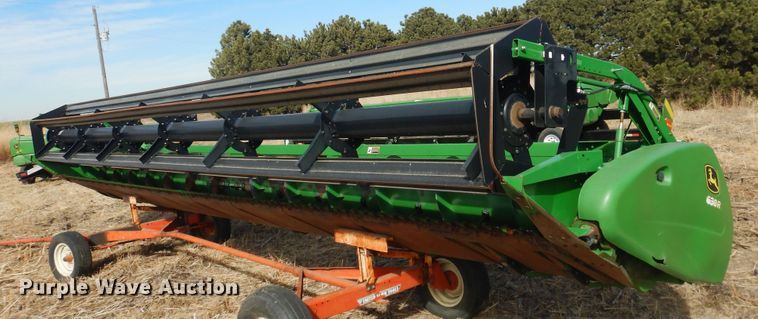 image for item DI3696 2013 John Deere 630R  rigid head