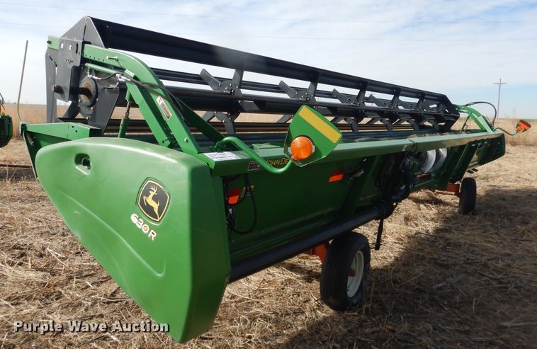 image for item DI3696 2013 John Deere 630R  rigid head