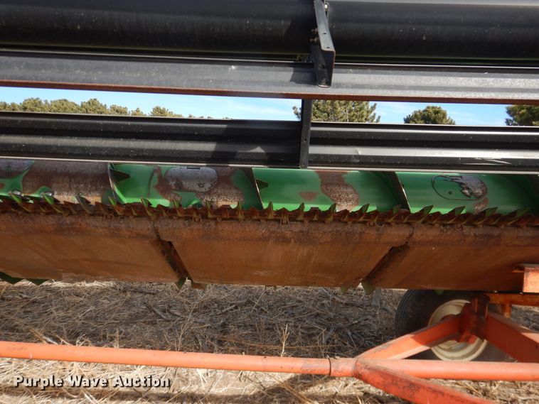 image for item DI3696 2013 John Deere 630R  rigid head