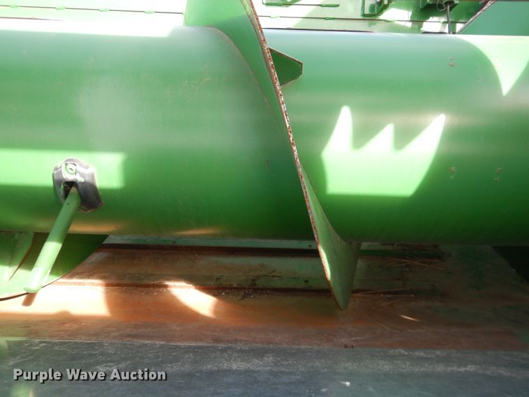 image for item DI3696 2013 John Deere 630R  rigid head