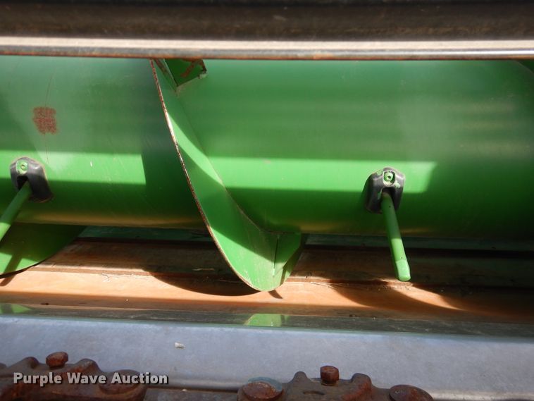 image for item DI3696 2013 John Deere 630R  rigid head