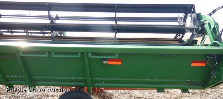 image for item DI3696 2013 John Deere 630R  rigid head