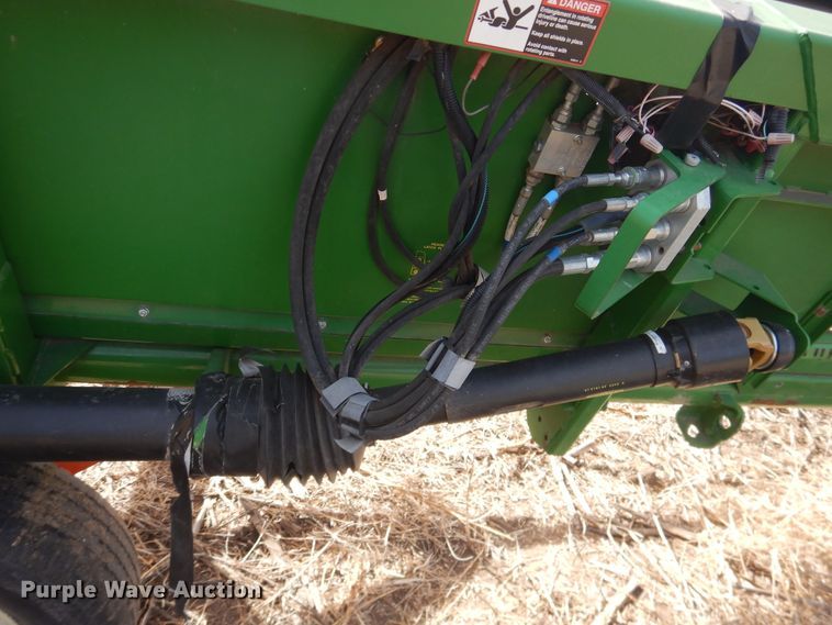 image for item DI3696 2013 John Deere 630R  rigid head