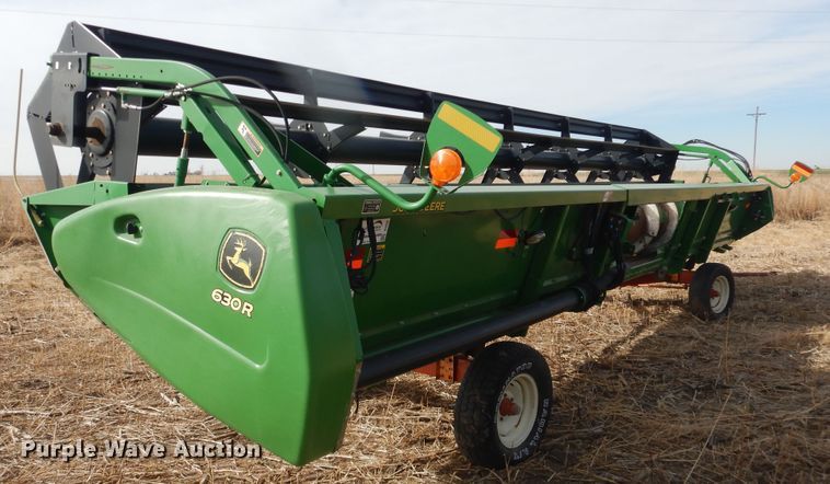 image for item DI3698 2013 John Deere 630R  rigid head