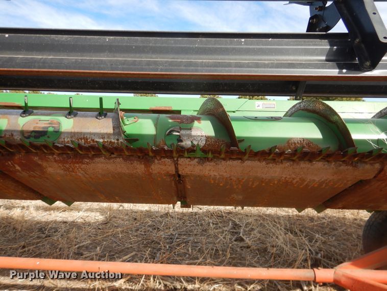 image for item DI3698 2013 John Deere 630R  rigid head