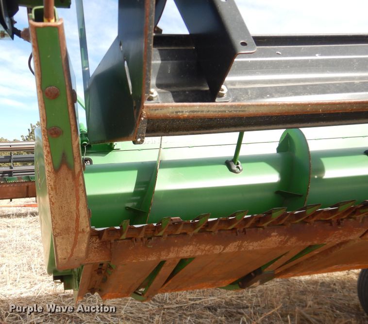 image for item DI3698 2013 John Deere 630R  rigid head