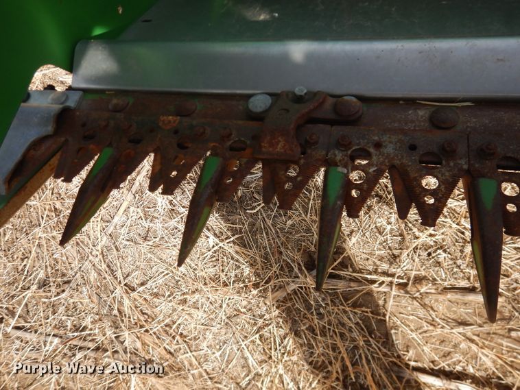 image for item DI3698 2013 John Deere 630R  rigid head