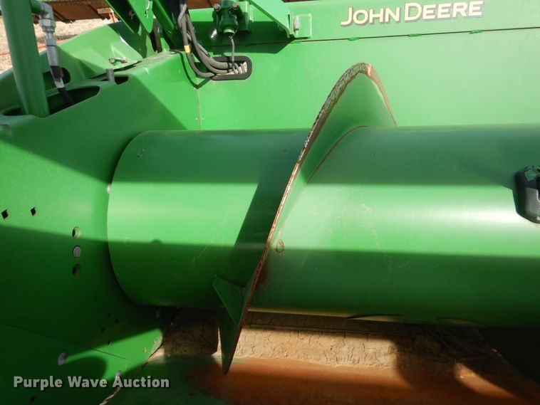 image for item DI3698 2013 John Deere 630R  rigid head