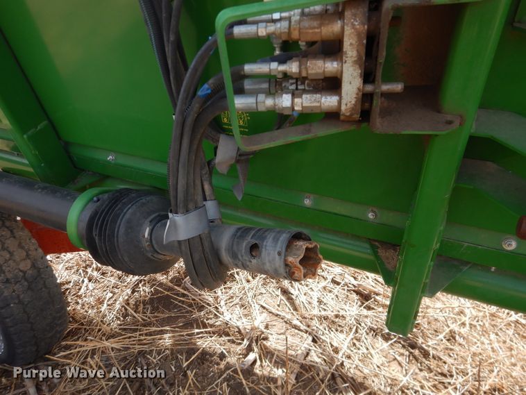 image for item DI3698 2013 John Deere 630R  rigid head