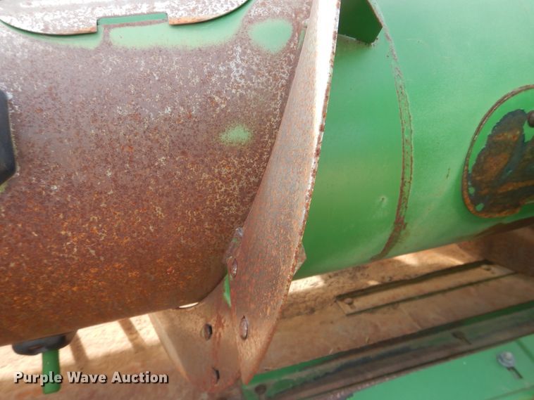 image for item DI3698 2013 John Deere 630R  rigid head