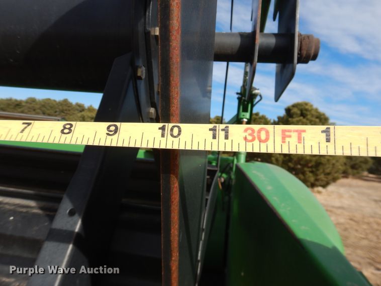 image for item DI3698 2013 John Deere 630R  rigid head