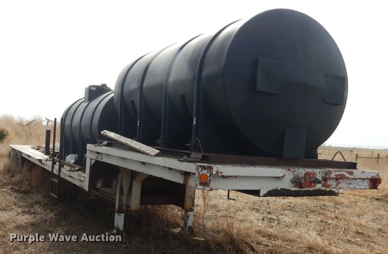 image for item DI3699 1982 Vulcan FTD65-625A drop deck nurse tank trailer