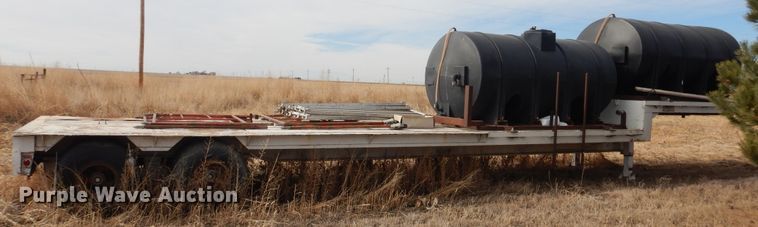 image for item DI3699 1982 Vulcan FTD65-625A drop deck nurse tank trailer