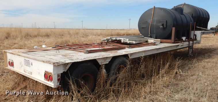 image for item DI3699 1982 Vulcan FTD65-625A drop deck nurse tank trailer