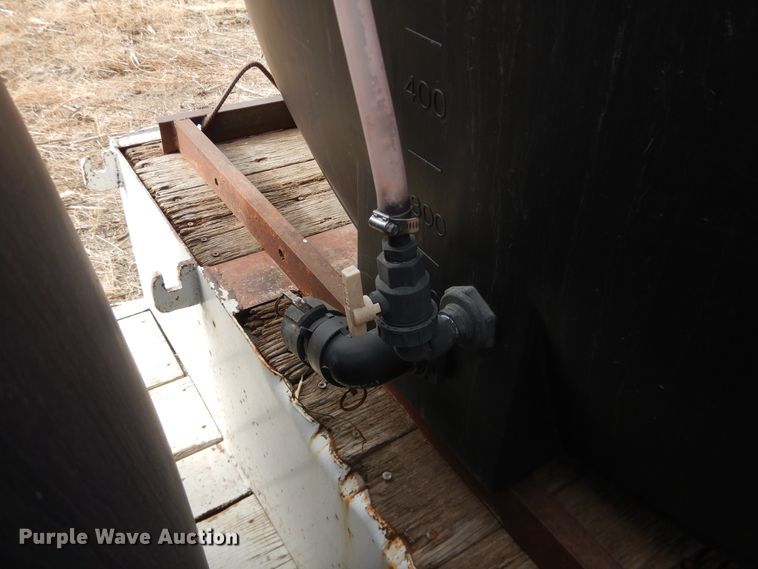 image for item DI3699 1982 Vulcan FTD65-625A drop deck nurse tank trailer