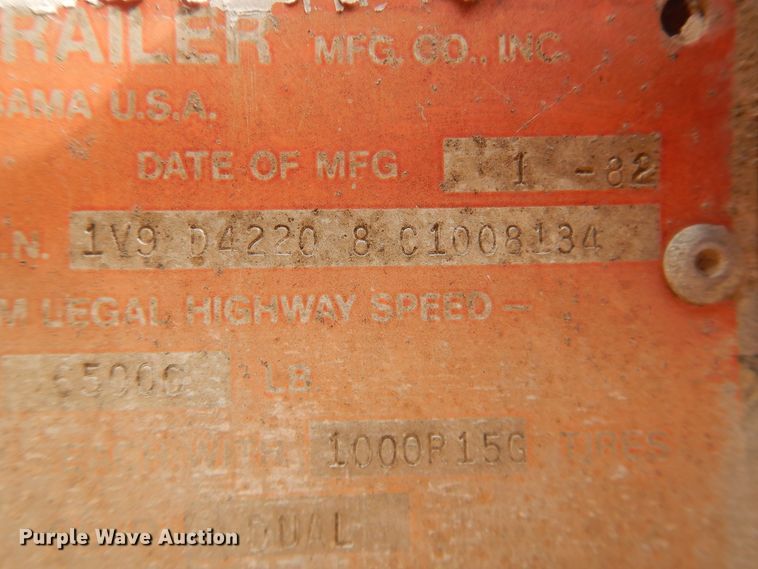 image for item DI3699 1982 Vulcan FTD65-625A drop deck nurse tank trailer