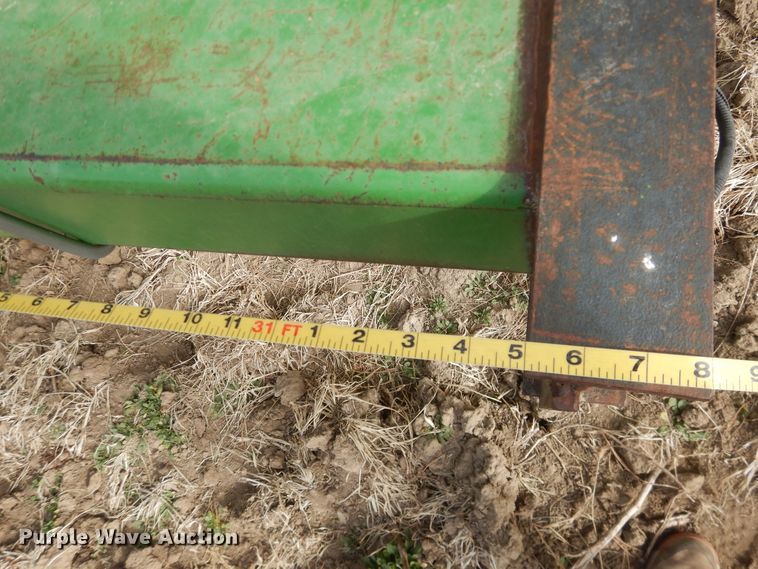 image for item DI3700 John Deere 7300  no-till planter