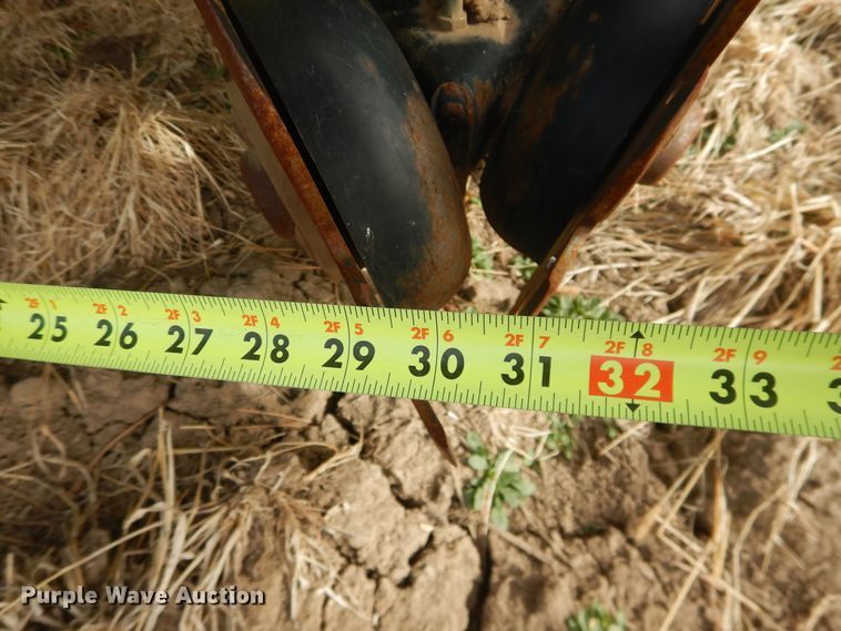 image for item DI3700 John Deere 7300  no-till planter